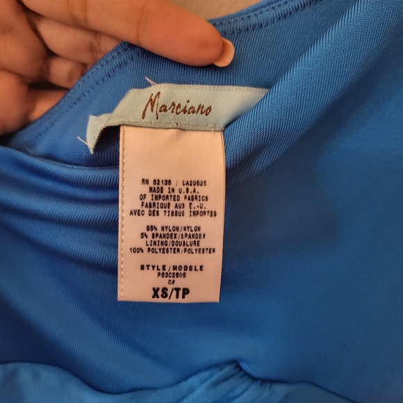 Stunning Elegant Dress - Picture 3 of 4